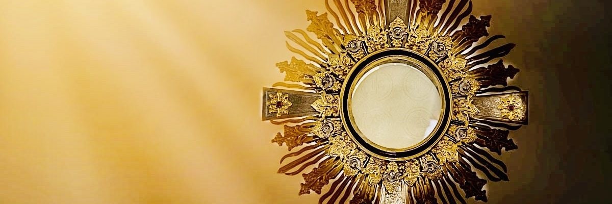 cropped-adoration-2.jpeg