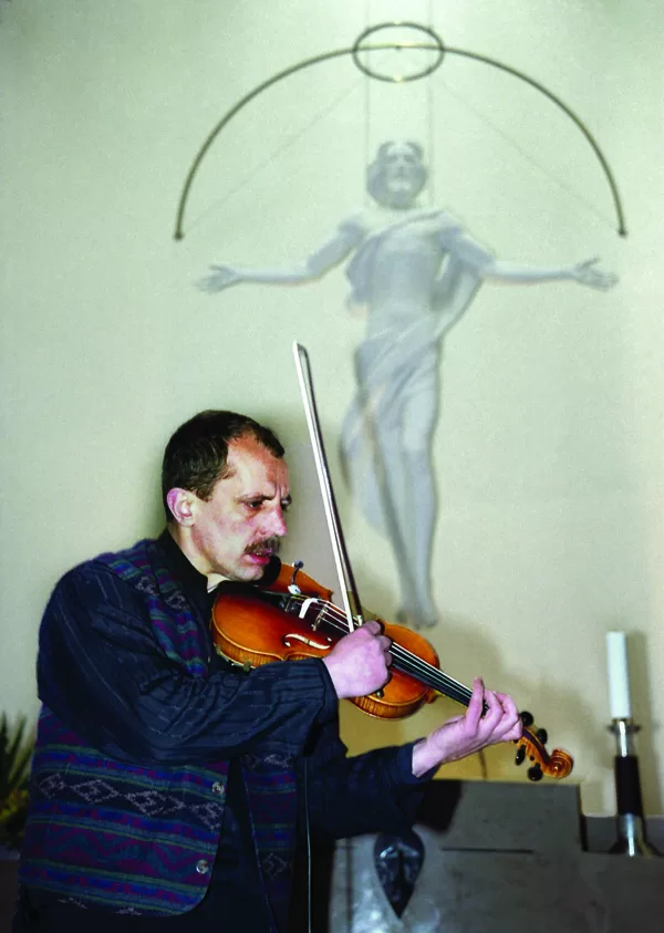 2001